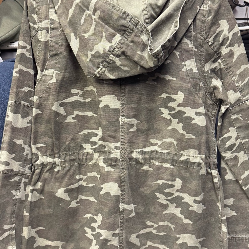 Universal Thread Olive Camo Utility Jacket - image 3